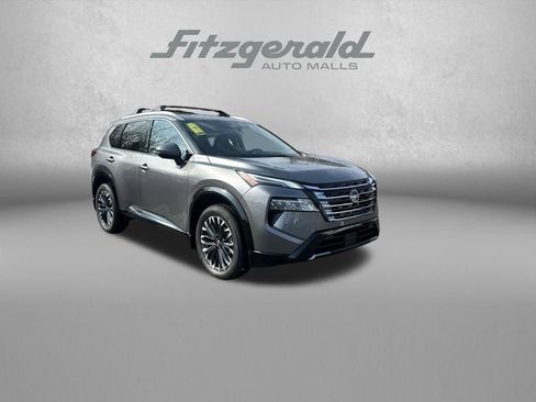 Used 2026 Nissan Rogue Platinum w/ Platinum Premium Package image 1