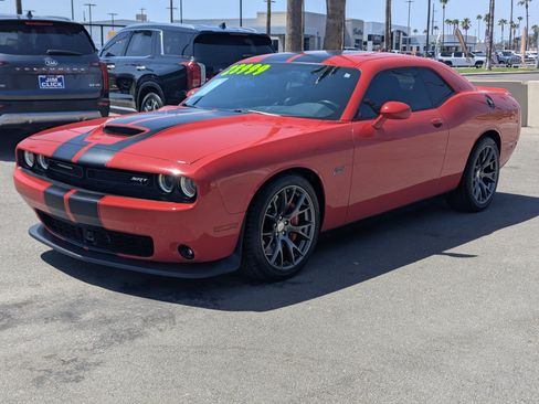 Used 2015 Dodge Challenger SRT w/ Technology Group RWD image 5