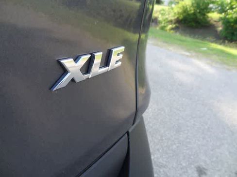 Certified 2024 Toyota RAV4 XLE FWD image 39