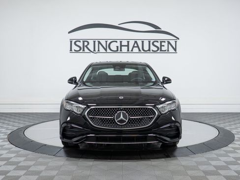 New 2026 Mercedes-Benz E 350 4MATIC Sedan image 2