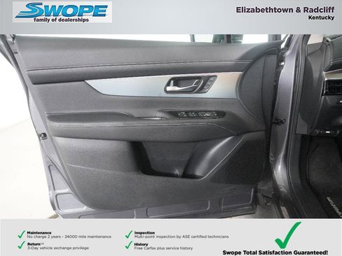 Used 2025 Nissan Murano SL image 13