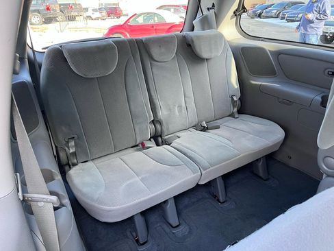 Used 2012 Kia Sedona EX image 20