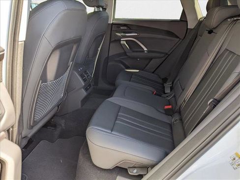 New 2025 Audi Q5 Premium Plus image 16