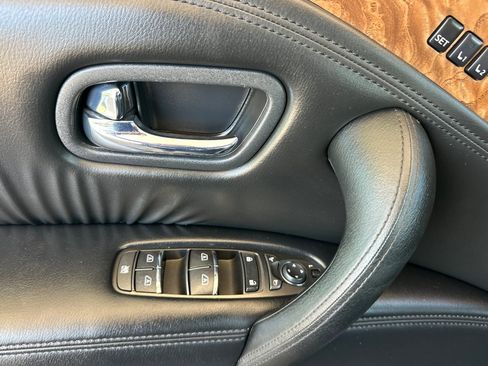 Used 2022 Nissan Armada SL w/ Captain's Chairs Package image 11