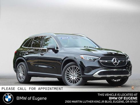 Used 2024 Mercedes-Benz GLC 300 4MATIC image 1