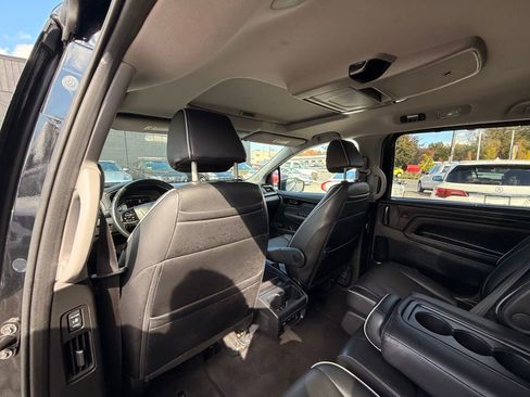 Used 2023 Honda Odyssey Elite image 16