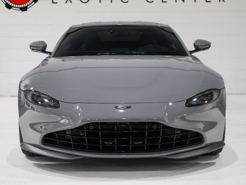 Used 2022 Aston Martin V8 Vantage Coupe RWD image 5