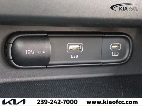Certified 2024 Kia Seltos X-Line image 21