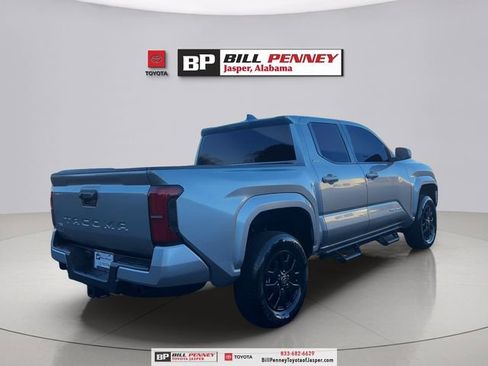 Used 2025 Toyota Tacoma SR5 image 5