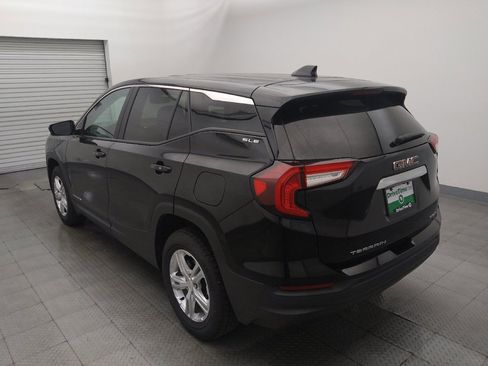 Used 2024 GMC Terrain SLE AWD/4WD image 5