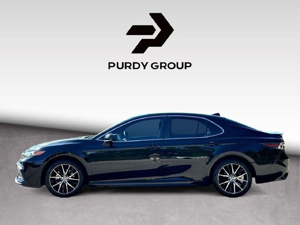 Certified 2024 Toyota Camry SE FWD image 5
