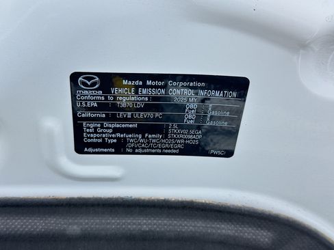 Used 2025 MAZDA MAZDA3 Hatchback w/Premium Plus Pkg AWD/4WD image 20