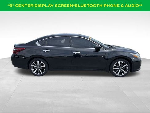 Used 2017 Nissan Altima 2.5 SR FWD image 3