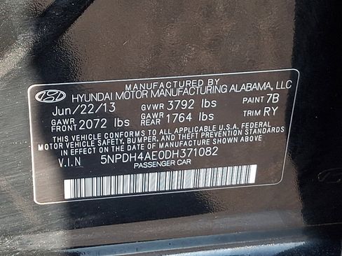 Used 2013 Hyundai Elantra Limited image 26