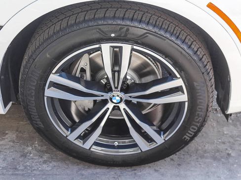 New 2027 BMW X7 xDrive40i AWD/4WD image 9