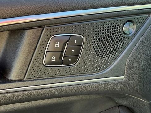 Used 2024 Ford Edge Titanium image 15