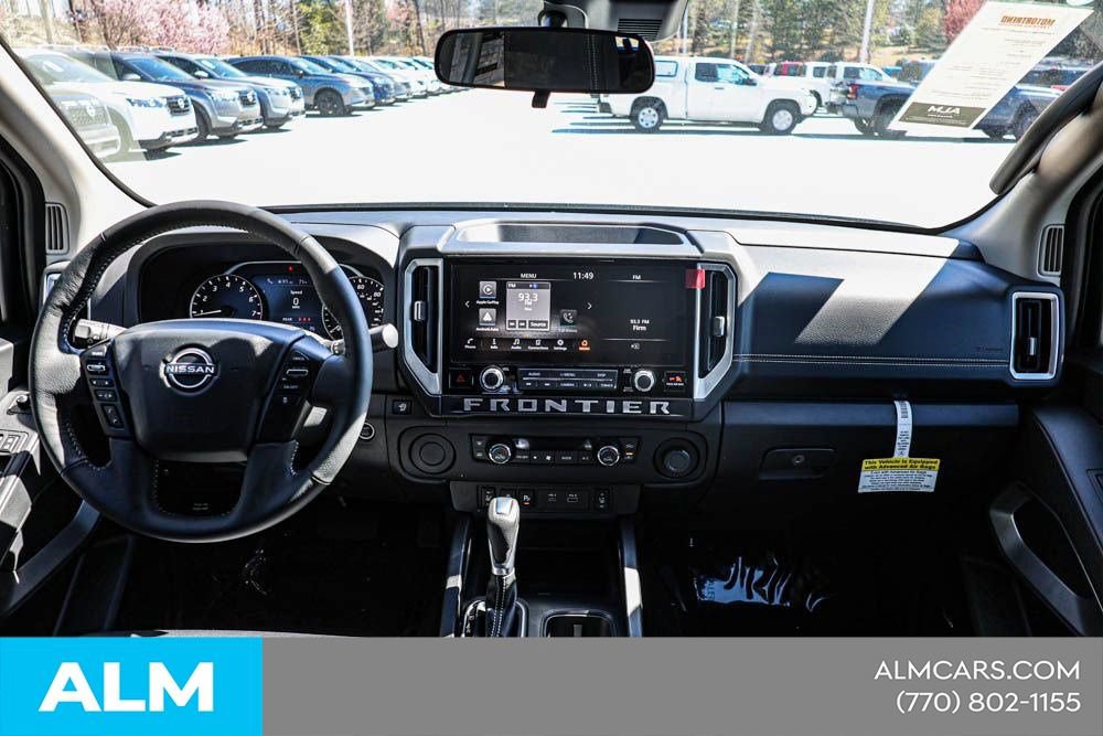 Certified 2025 Nissan Frontier SV w/ SV Convenience Package RWD image 26