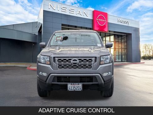 Certified 2023 Nissan Frontier SV w/ SV Convenience Package image 4