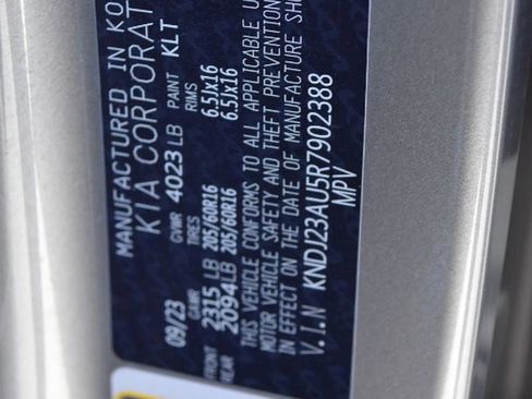 Used 2024 Kia Soul LX w/ Option Group 015 image 28