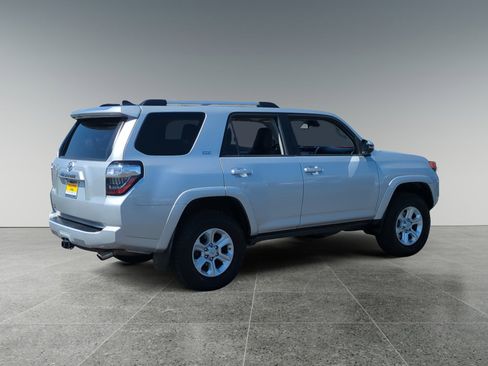 Used 2021 Toyota 4Runner SR5 Premium w/ Moonroof Package image 6