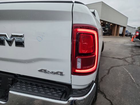 New 2025 RAM 2500 Laramie image 31