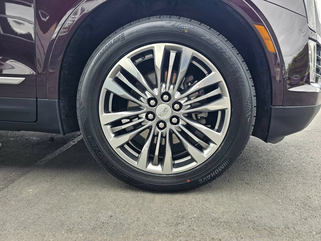Used 2018 Cadillac XT5 Premium Luxury AWD/4WD image 9