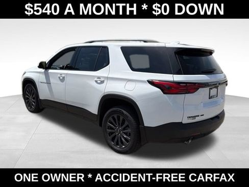 Used 2023 Chevrolet Traverse RS AWD/4WD image 3