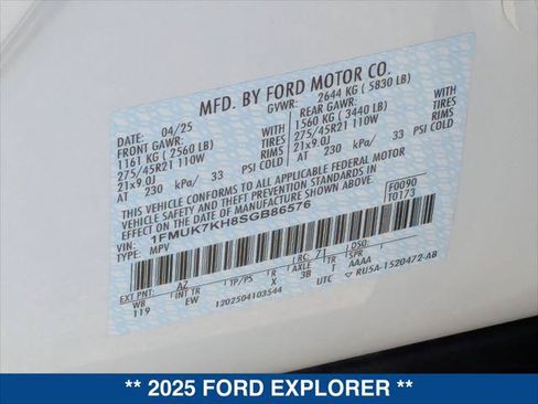 Used 2025 Ford Explorer ST-Line w/ Premium Package RWD image 24