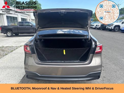 Used 2022 Subaru Legacy Limited AWD/4WD image 7