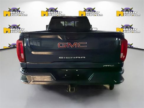 Used 2021 GMC Sierra 2500 AT4 w/ AT4 Preferred Package image 5