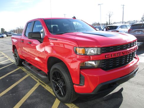 Used 2020 Chevrolet Silverado 1500 Custom w/ Rally Edition image 7