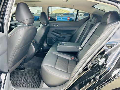 Used 2023 Nissan Altima 2.5 SR w/ SR Premium Package image 24