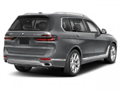 Used 2024 BMW X7 M60i w/ Executive Package image 2