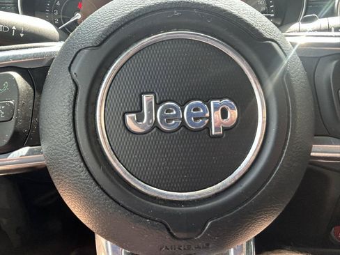 Used 2021 Jeep Wrangler Unlimited Rubicon 4xe w/ Cold Weather Group AWD/4WD image 20