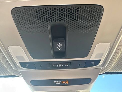 Certified 2026 Honda HR-V EX-L image 22