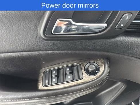 Used 2015 Chevrolet Malibu LT image 17