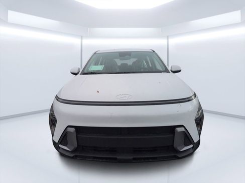 New 2026 Hyundai Kona SE FWD image 11