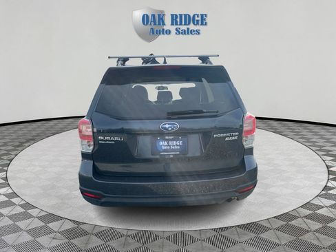 Used 2017 Subaru Forester 2.5i Premium w/ All-Weather Package image 6