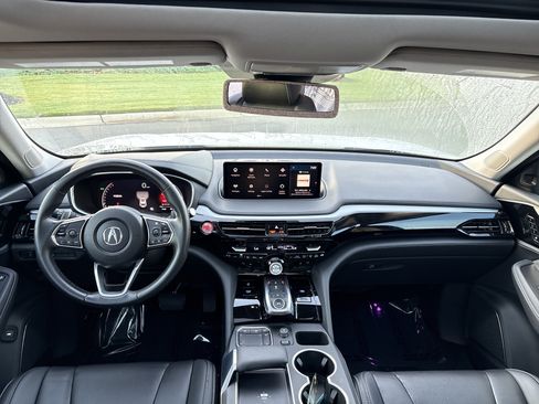 Used 2023 Acura MDX FWD w/ Technology Package image 18