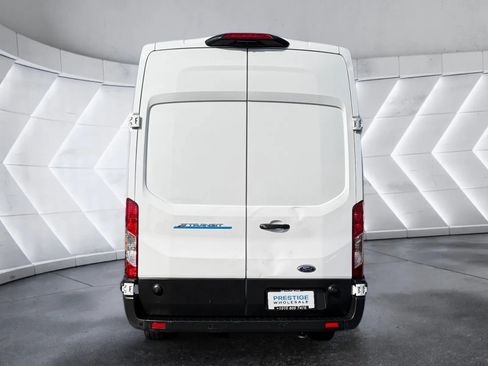 Used 2022 Ford E-Transit 148 High Roof Extended w/ Load Area Protection Package image 4