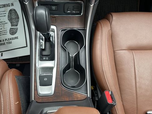 Used 2021 Subaru Ascent Touring w/ Popular Package #2A image 25