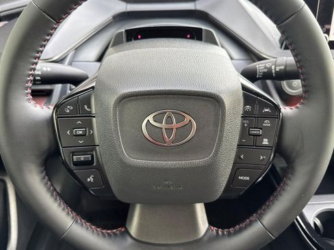 New 2026 Toyota Prius Plug-In Hybrid FWD image 15