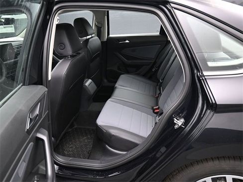 New 2026 Volkswagen Jetta SE image 11