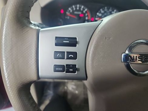 Used 2018 Nissan Frontier SV w/ Value Truck Package RWD image 12