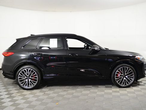 New 2025 Audi SQ5 Premium Plus image 7