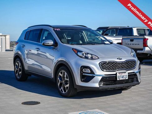 Used 2021 Kia Sportage EX w/ EX Technology Package FWD image 3