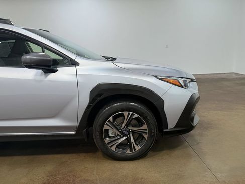 Used 2024 Subaru Crosstrek 2.0i Premium AWD/4WD image 31
