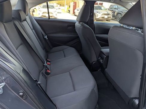 Used 2024 Toyota Corolla LE FWD image 28