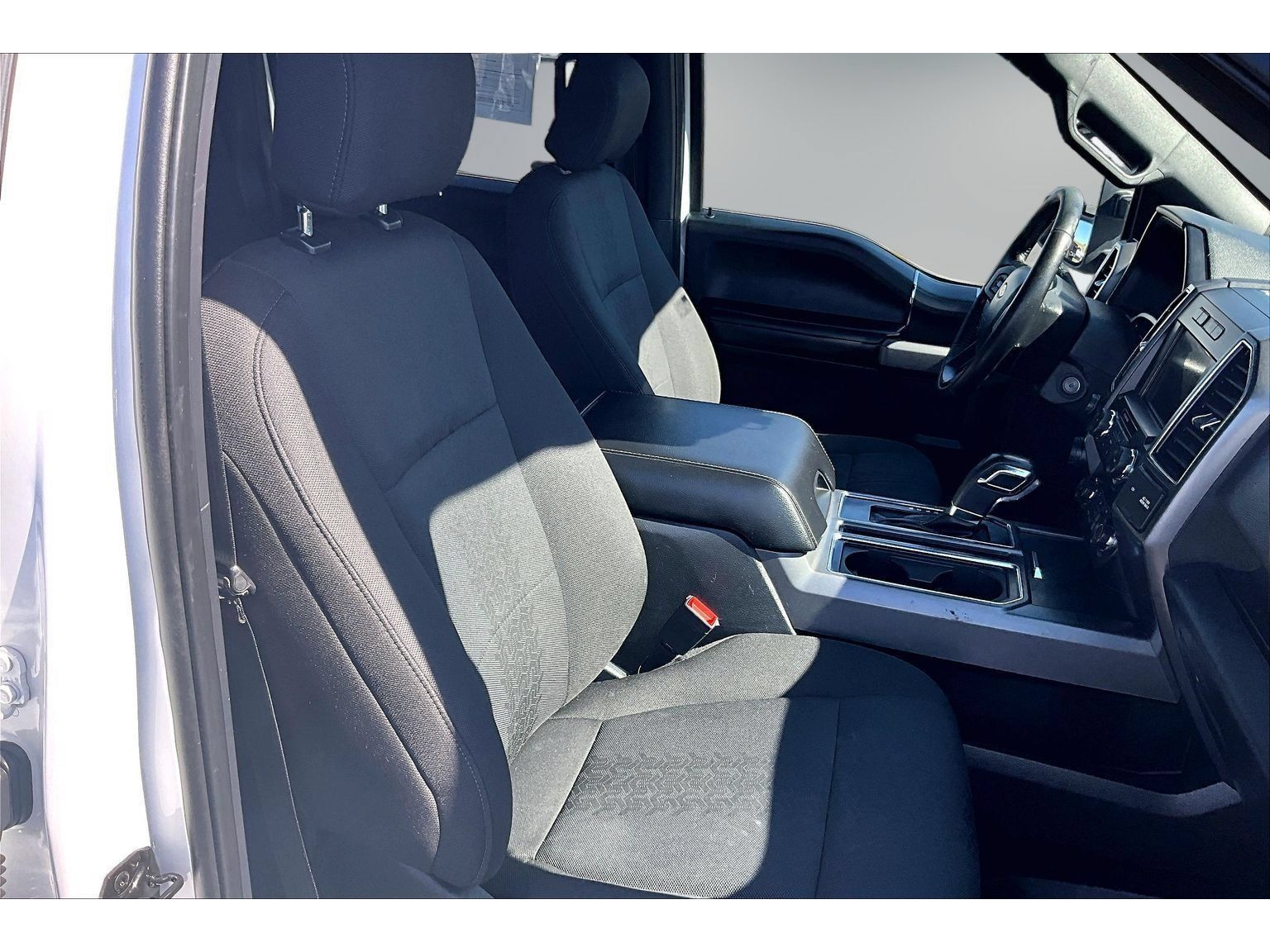 Used 2019 Ford F150 XLT w/ Equipment Group 302A Luxury AWD/4WD image 25