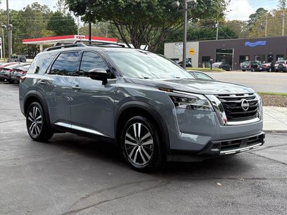 Used 2023 Nissan Pathfinder Platinum w/ Cargo Package